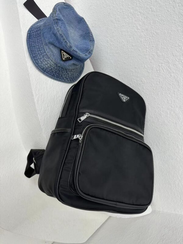 ⁦شنطة ظهر برادا PRADA ~ HB108⁩ - الصورة ⁦3⁩